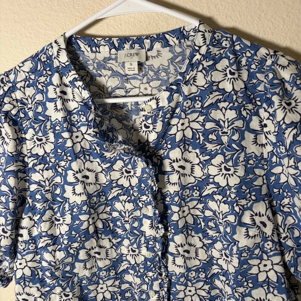 J Crew Blouse Women's Small Blue Floral Button Up Short Sleeve Casual Printed